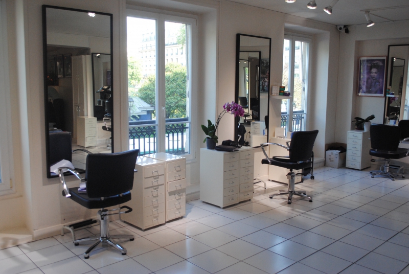 coiffure-RAYOL CANADEL SUR MER-min_floor-home-office-property-living-room-room-781228-pxhere.com